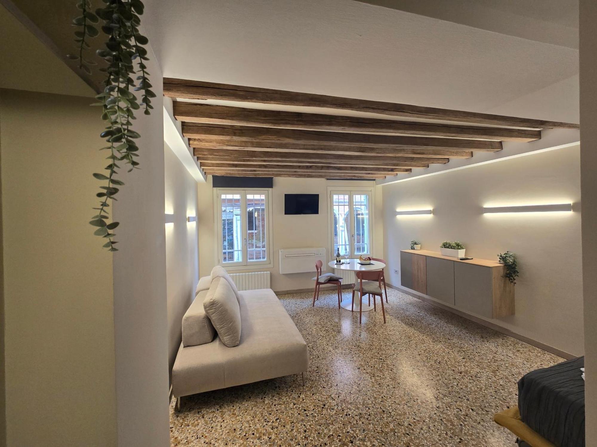 Cozy Studio With Canal View Venedig Exterior foto